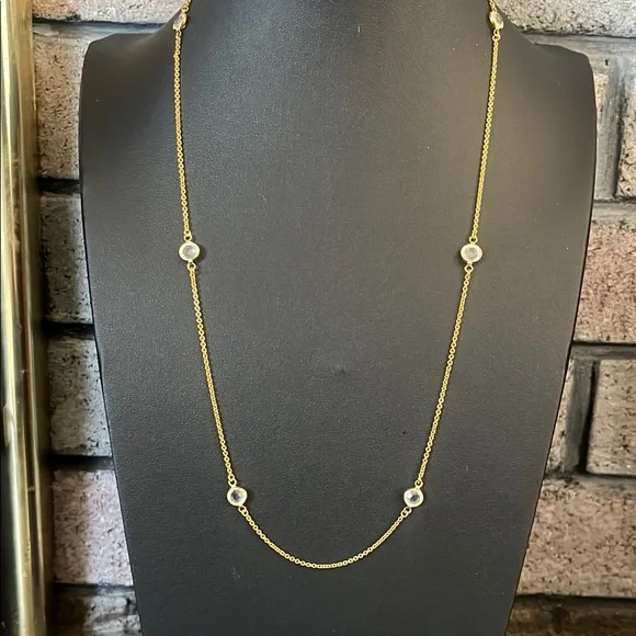 Vintage CROWN TRIFARI gold chain necklace with clear crystal accents - Picture 6 of 9